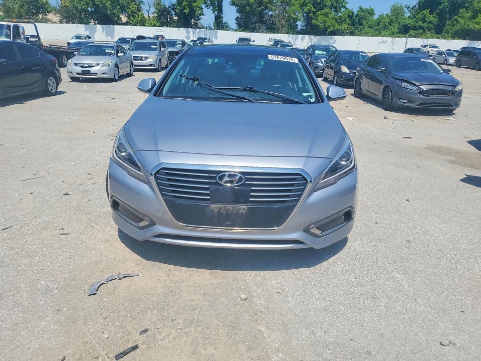 2016 Hyundai Sonata VIN KMHE34L16GA020763 COPART salvage auction — MECHANICAL, Mo - Certificate Of Title, sold $900 on 2026-07-17 (photo 5)