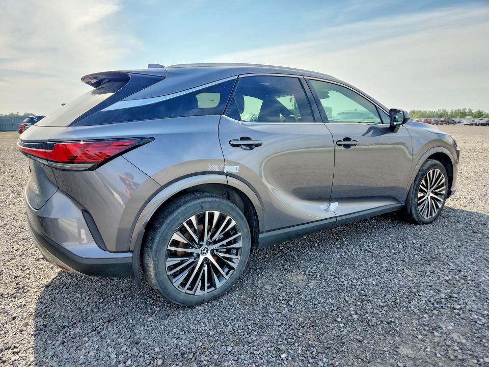 2023 Lexus Rx 350h VIN 2T2BBMCA3PC010080 COPART salvage auction — VANDALISM, On - Permit No Brand - Unfit, sold $20,400 on 2026-07-21 (photo 3)