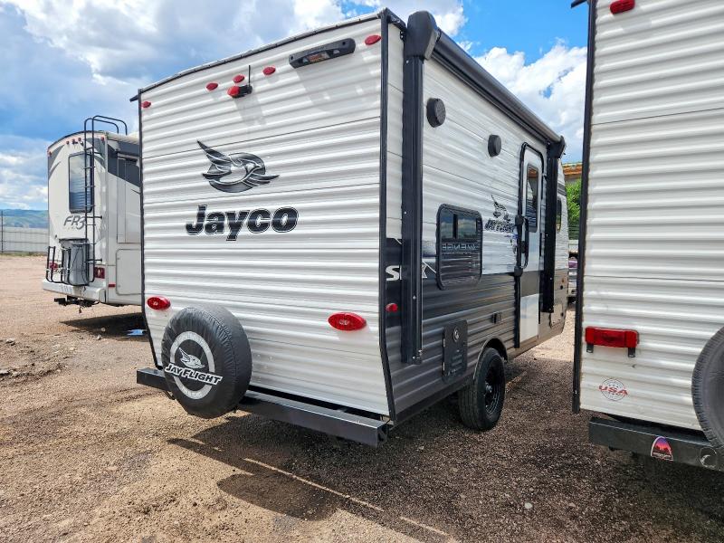 2024 Jayco Jay flight VIN 1UJBC0AH1R7ZD0204 COPART salvage auction — HAIL, CO - CERTIFICATE OF TITLE, sold $6,600 on 2026-09-01 (photo 4)