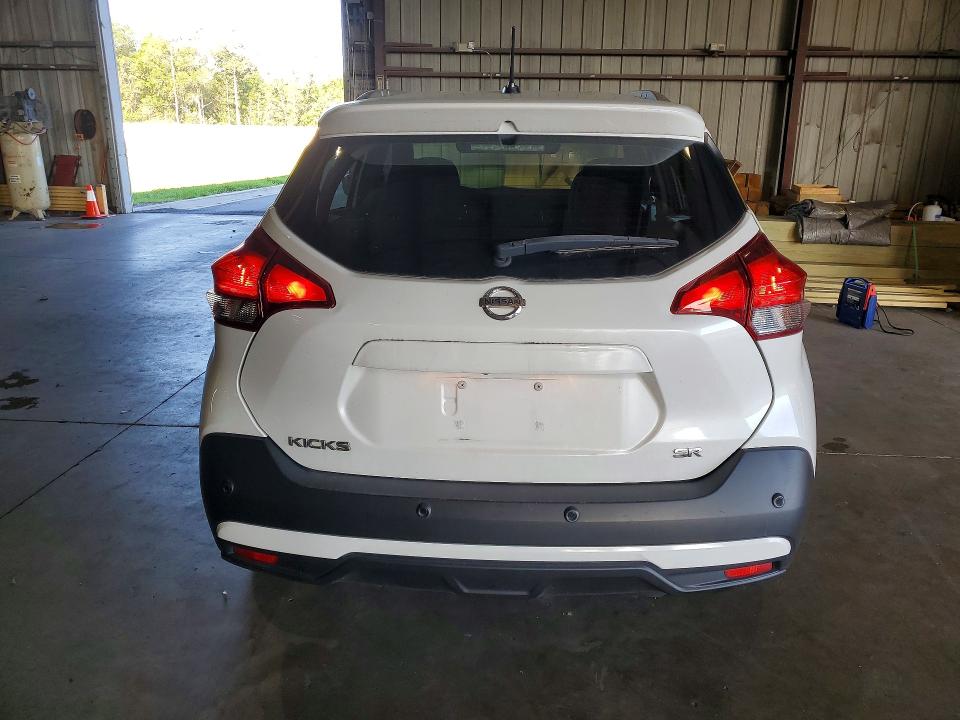 2020 Nissan Kicks VIN 3N1CP5DV3LL543302 COPART salvage auction — SIDE, Fl - Certificate Of Title, sold $2,600 on 2026-08-03 (photo 6)