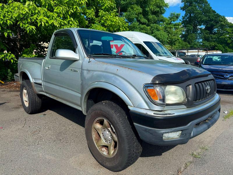 2001 Toyota Tacoma VIN 5TEPM62N812782466 COPART salvage auction — MINOR DENT/SCRATCHES, Ct - Certificate Of Title (P), sold $2,350 on 2026-07-09 (photo 1)