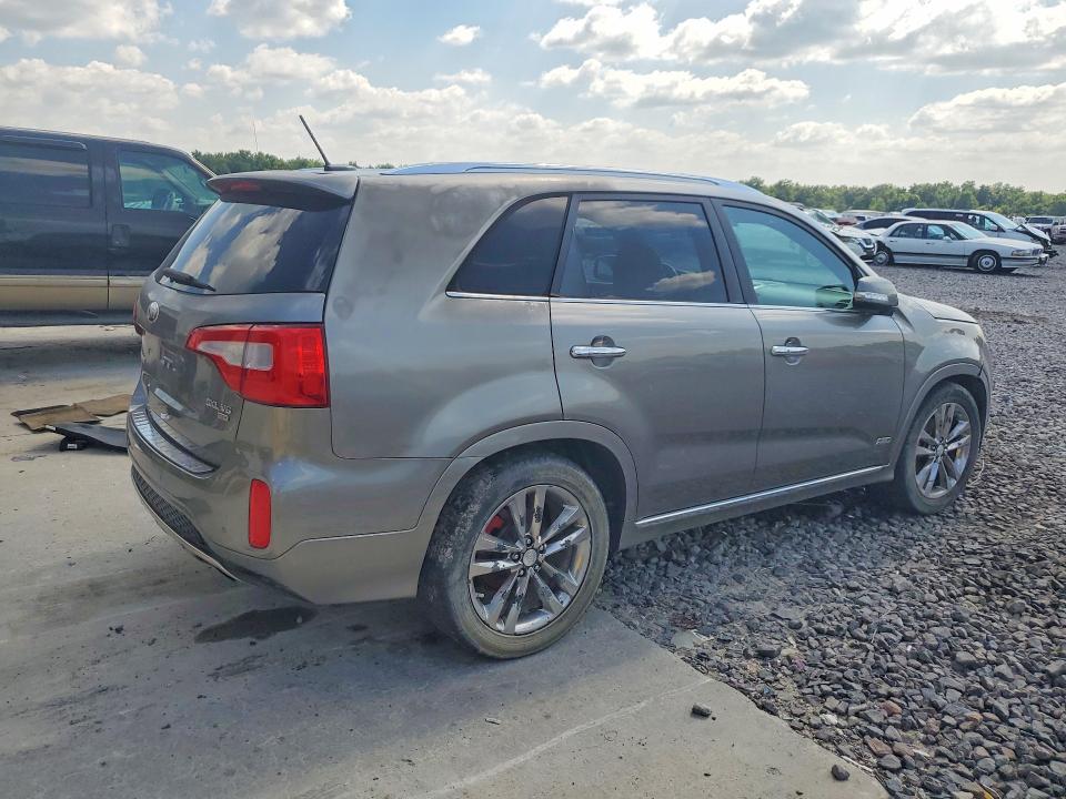2014 Kia Sorento VIN 5XYKWDA74EG499946 COPART salvage auction — NORMAL WEAR, Mo - Certificate Of Title, sold $70 on 2026-07-21 (photo 3)