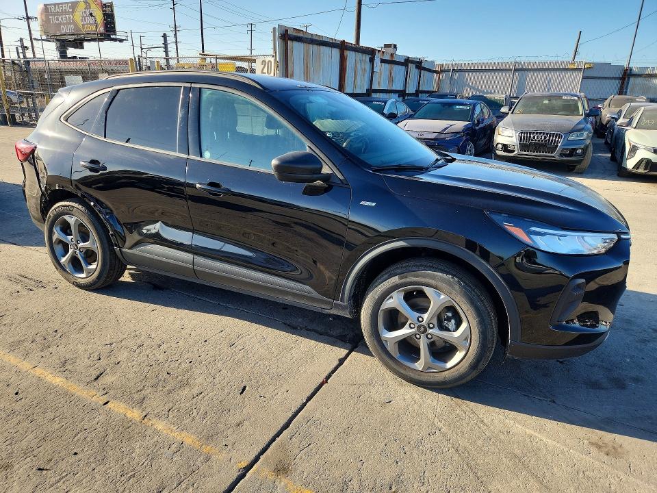 2025 Ford Escape VIN 1FMCU9MNXSUA87845 COPART salvage auction — REAR END, Fl - Cert Of Title Slvg Rebuildable, sold $8,900 on 2026-07-29 (photo 4)