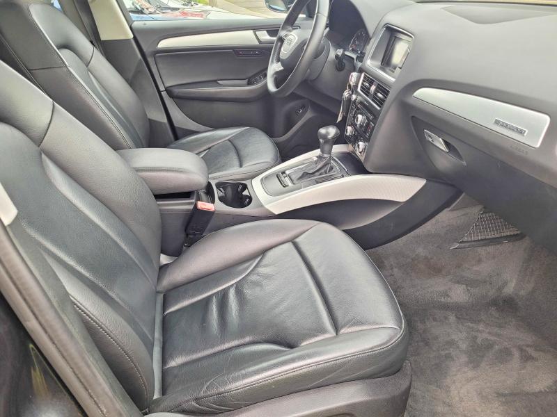 2014 Audi Q5 VIN WA1LFCFP9EA115127 COPART salvage auction — MINOR DENT/SCRATCHES, ON - PERMIT NO BRAND - UNFIT (P), sold $4,200 on 2026-07-28 (photo 5)