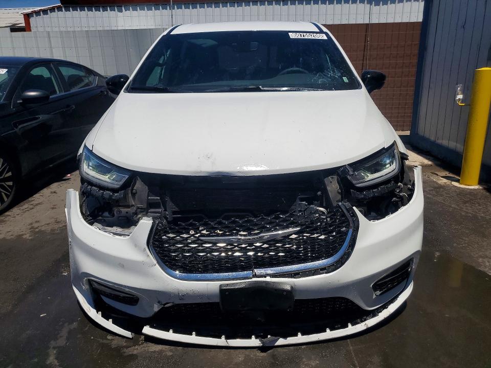 2026 Chrysler Pacifica VIN 2C4RC1BG8TR201802 COPART salvage auction — FRONT END, CA - CERTIFICATE OF TITLE, sold $15,800 on 2026-07-27 (photo 5)