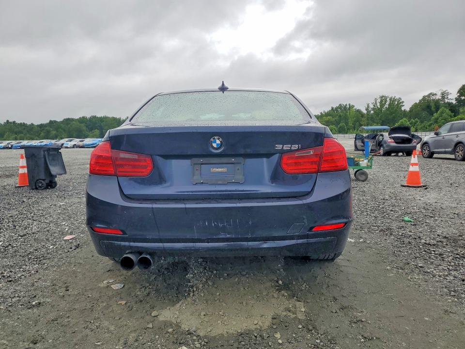 2013 BMW 3 series VIN WBA3B3C5XDF531478 COPART salvage auction — MECHANICAL, Sc - Certificate Of Title, sold $850 on 2026-07-17 (photo 6)