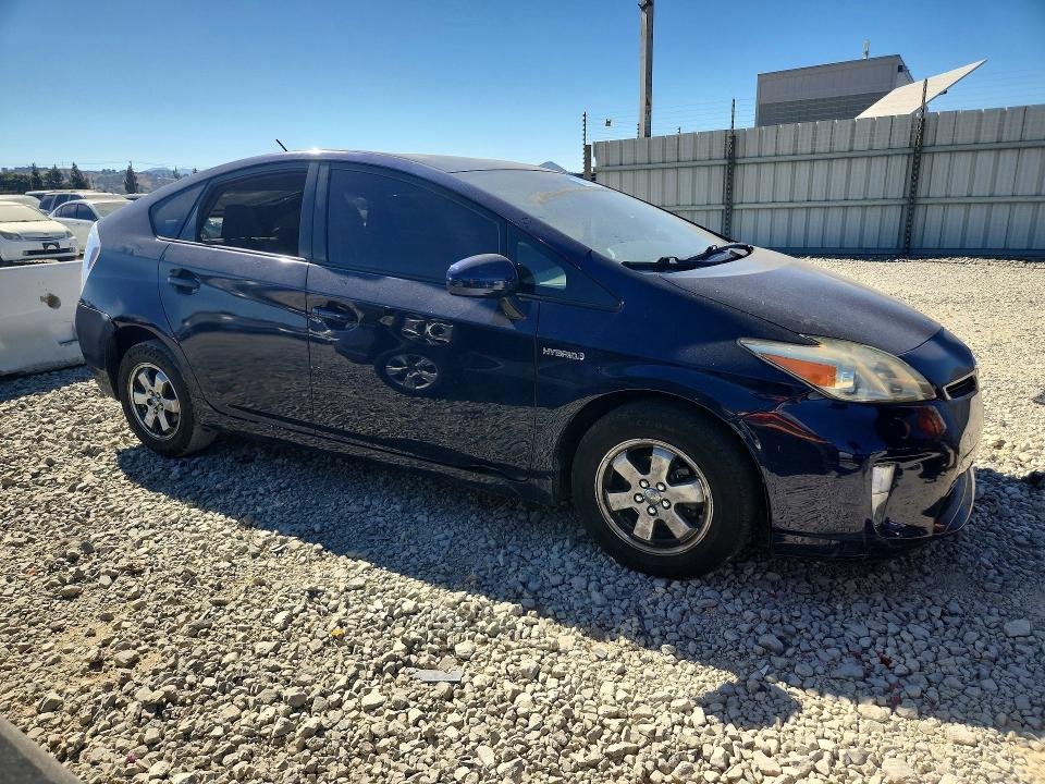 2013 Toyota Prius VIN JTDKN3DU9D1680442 COPART salvage auction — VANDALISM, CA - SALVAGE CERTIFICATE, sold $525 on 2026-07-14 (photo 4)