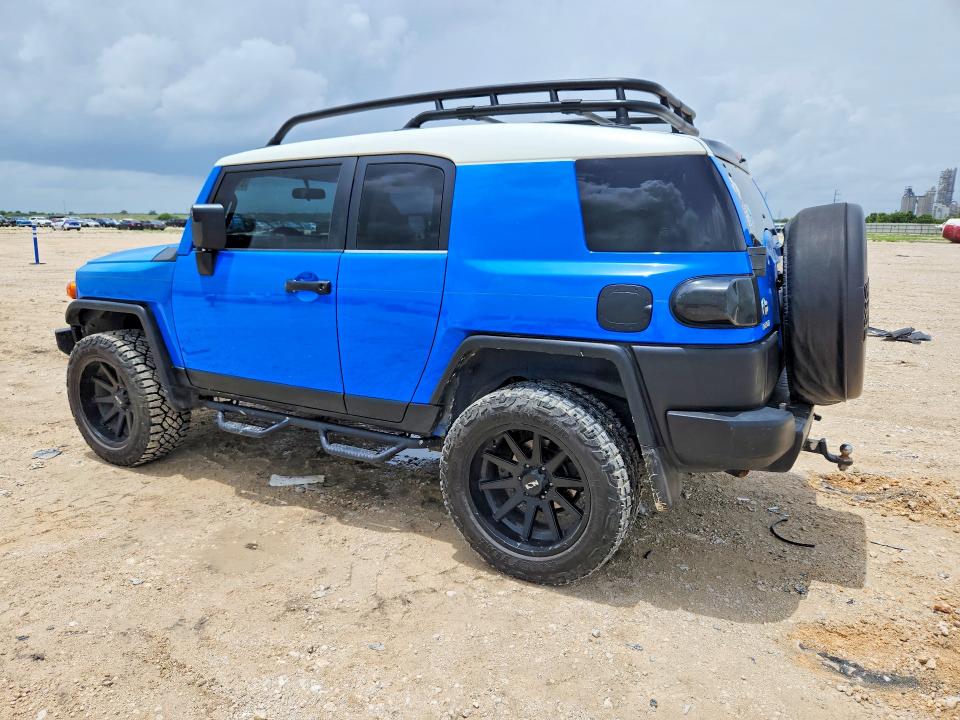 2008 Toyota Fj cruiser VIN JTEZU11F08K004050 COPART salvage auction — FRONT END, TX - SALVAGE VEHICLE TITLE (P), sold $1,000 on 2026-07-30 (photo 2)
