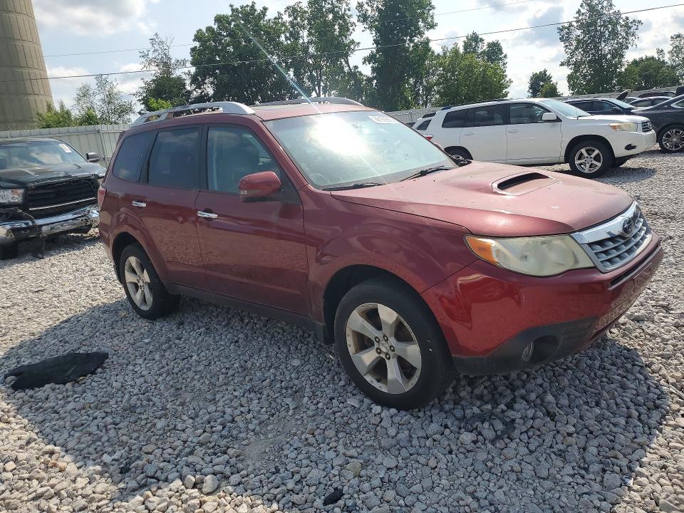 2011 Subaru Forester VIN JF2SHGHC2BH726084 COPART salvage auction — MINOR DENT/SCRATCHES, Mi - Dealer Only Clean Title, sold $1,200 on 2026-07-30 (photo 4)