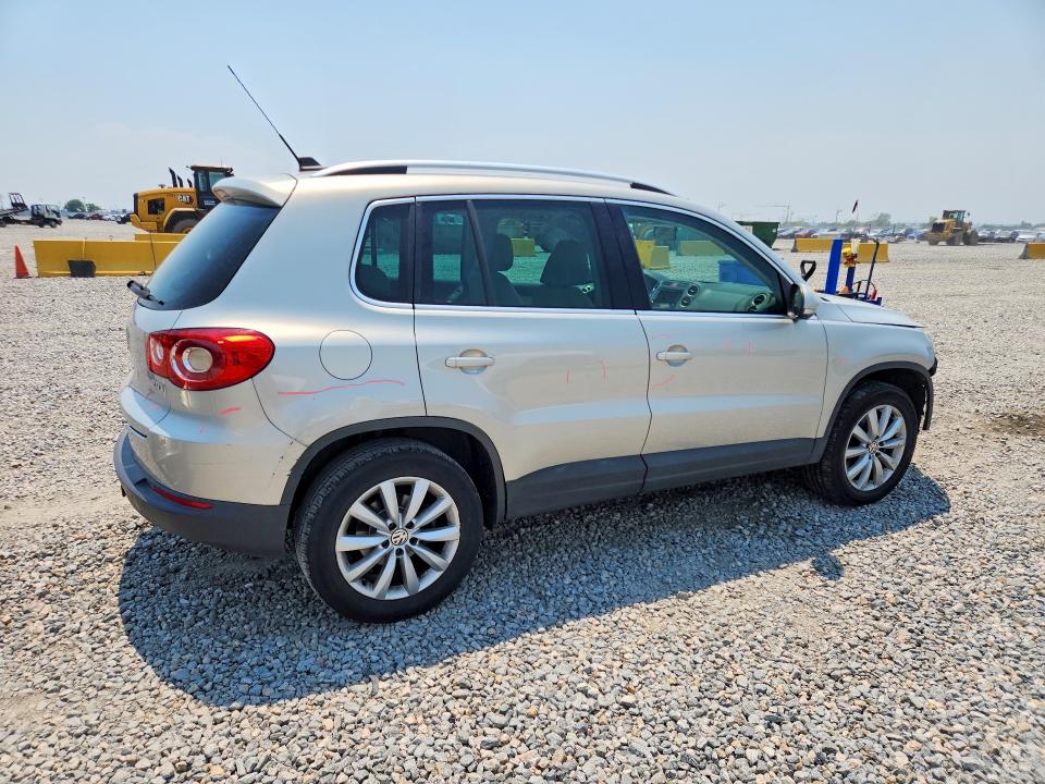 2011 Volkswagen Tiguan VIN WVGAV7AX4BW555975 COPART salvage auction — FRONT END, CO - PUBLIC - SALVAGE TITLE (P), sold $1,000 on 2026-07-09 (photo 3)