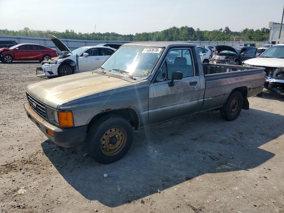 1986 Toyota Pickup VIN JT4RN55DXG0200749 COPART salvage auction — NORMAL WEAR, VA - CERTIFICATE OF TITLE, sold $525 on 2026-07-22 (photo 1)