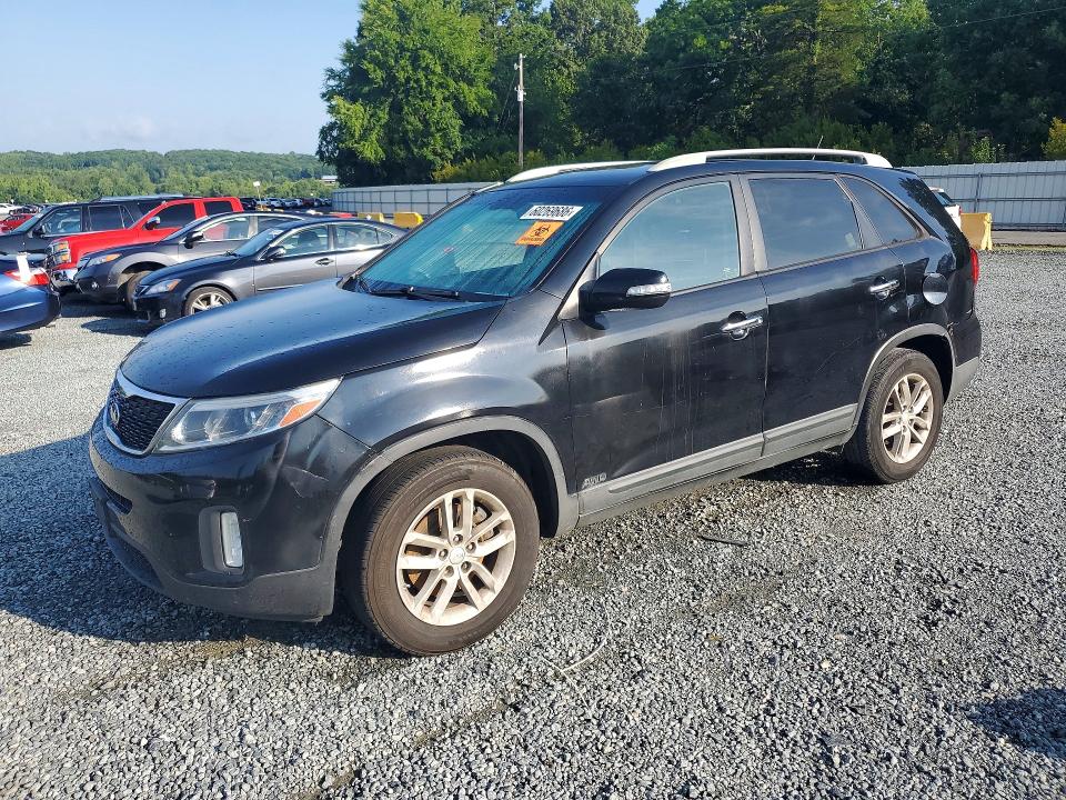 2014 Kia Sorento VIN 5XYKTCA64EG476497 COPART salvage auction — SIDE, Nc - Dealer Only Clean Title, sold $950 on 2026-07-24 (photo 1)