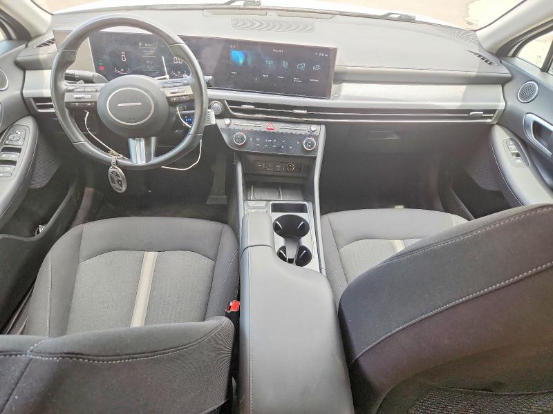 2025 Hyundai Sonata hybrid VIN KMHL34JJ8SA104697 COPART salvage auction — FRONT END, In - Certificate Of Title, sold $11,000 on 2026-07-20 (photo 8)