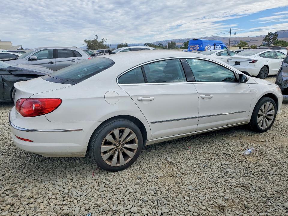 2011 Volkswagen Passat cc VIN WVWMN7AN7BE728734 COPART salvage auction — MINOR DENT/SCRATCHES, FL - DIS/DLR/EXP ONLY CLEAN TITLE, sold $250 on 2026-07-28 (photo 3)