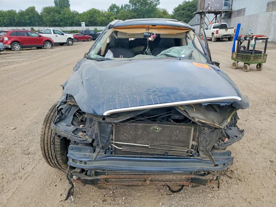 2010 Volvo Xc60 VIN YV4992DZ5A2083767 COPART salvage auction — ROLLOVER, MI - CERTIFICATE OF TITLE, sold $500 on 2026-08-12 (photo 5)