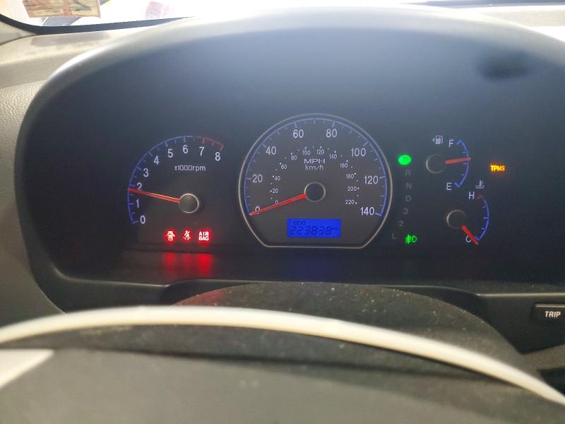 2008 Hyundai Elantra VIN KMHDU46D98U491028 COPART salvage auction — SIDE, VA - CERT OF TITLE - SALVAGE, sold $200 on 2026-07-17 (photo 9)