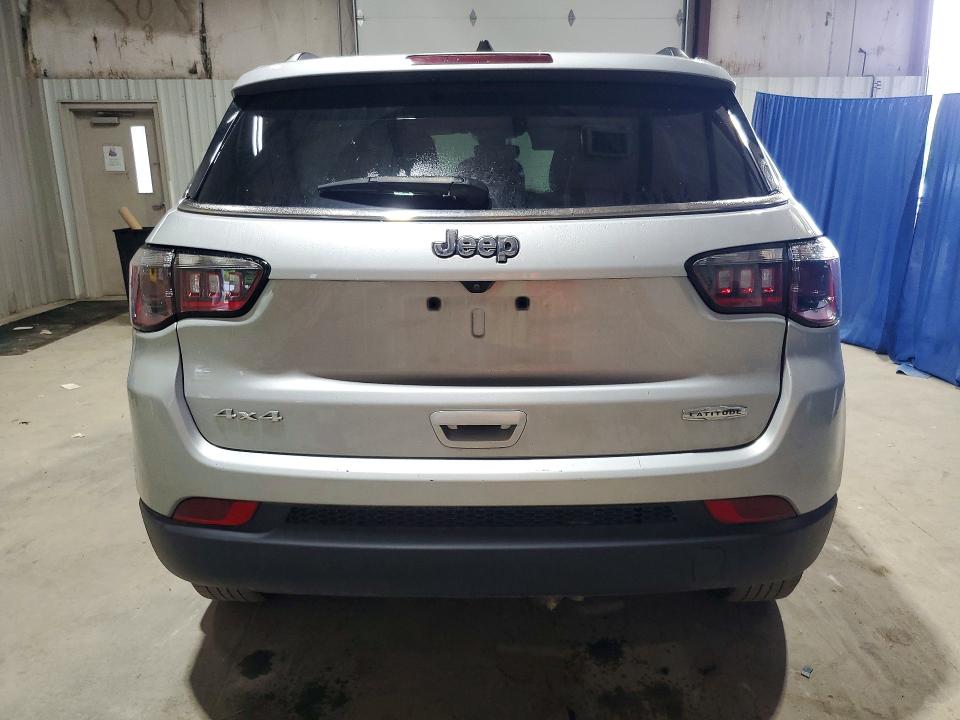 2024 Jeep Compass VIN 3C4NJDBN4RT113596 COPART salvage auction — FRONT END, Fl - Certificate Of Title (P), sold $9,600 on 2026-07-27 (photo 6)