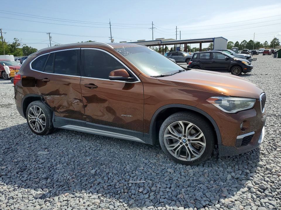 2016 BMW X1 VIN WBXHT3C36GP885519 COPART salvage auction — SIDE, Fl - Cert Of Title Slvg Rebuildable, sold $2,300 on 2026-07-31 (photo 4)
