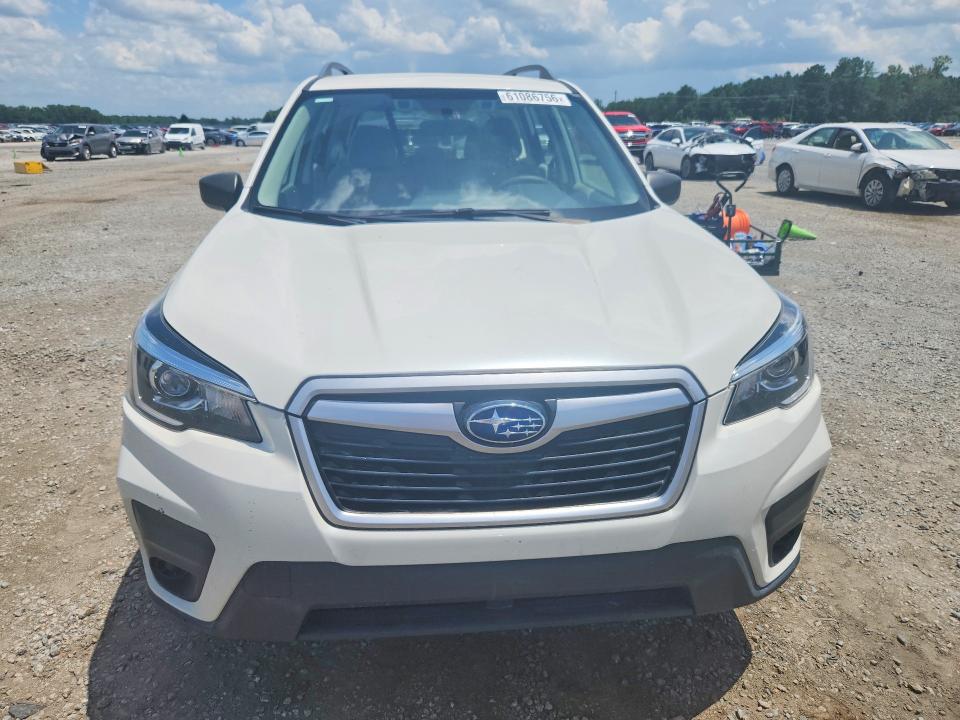 2020 Subaru Forester VIN JF2SKADC6LH484745 COPART salvage auction — MINOR DENT/SCRATCHES, Nc - Dealer Only Clean Title, sold $3,700 on 2026-07-27 (photo 5)