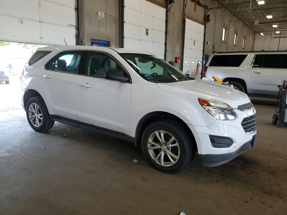 2017 Chevrolet Equinox VIN 2GNFLEEK2H6129943 COPART salvage auction — MINOR DENT/SCRATCHES, Mn - Certificate Of Title, sold $1,600 on 2026-07-09 (photo 4)