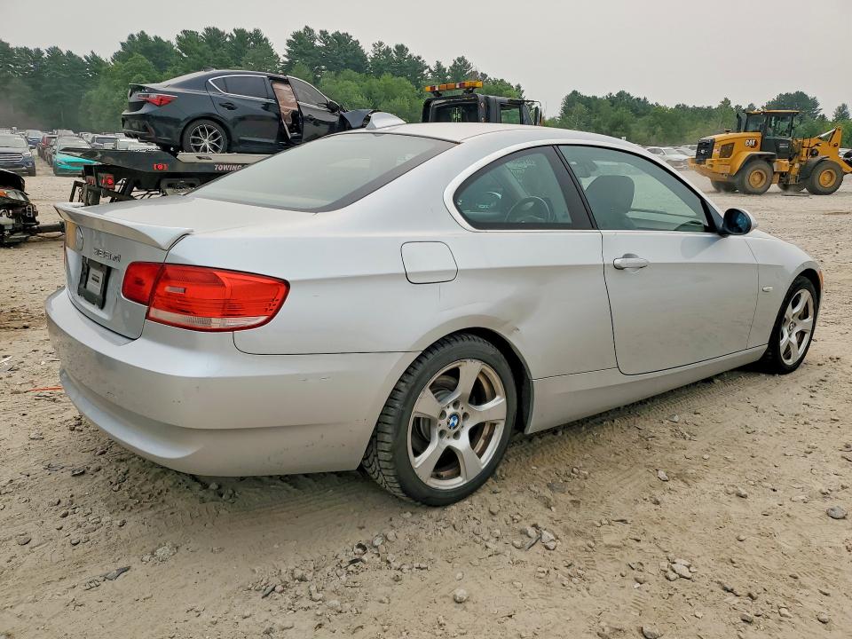 2007 BMW VIN WBAWV535X7P077702 COPART salvage auction — SIDE, MA - CERT OF TITLE-RECONSTRCTD COLL, sold $375 on 2026-07-23 (photo 3)