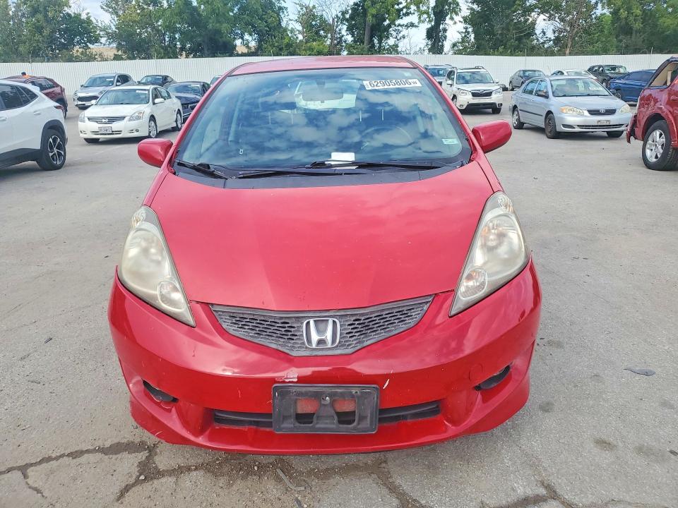 2011 Honda Fit VIN JHMGE8H59BC026644 COPART salvage auction — HAIL, Mo - Cert Of Title-Prior Salvage, sold $275 on 2026-07-31 (photo 6)