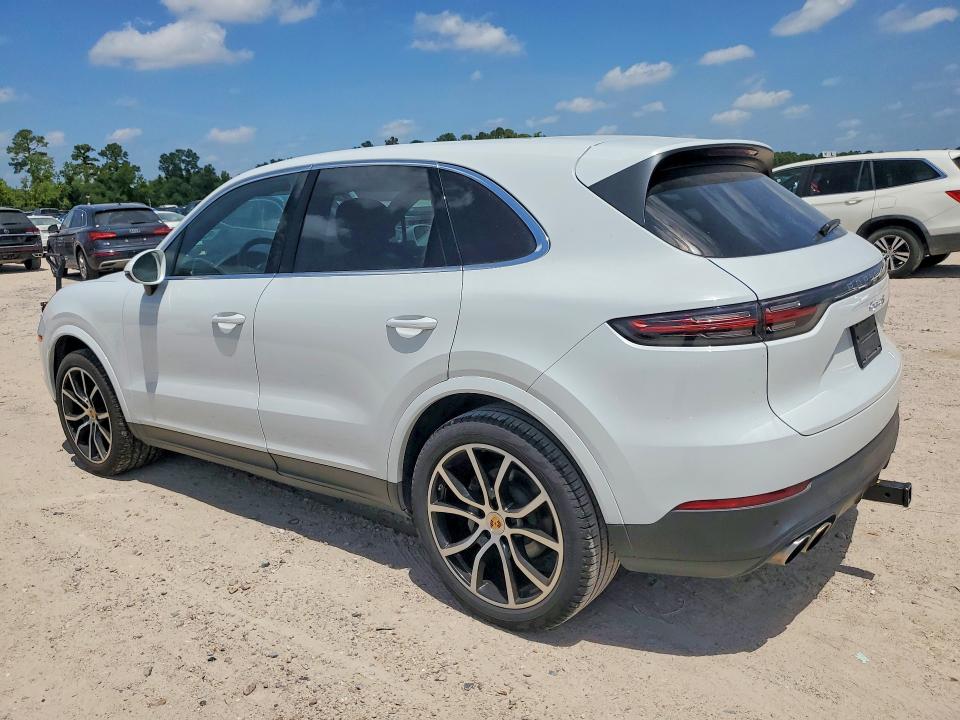2019 Porsche Cayenne VIN WP1AB2AY1KDA63889 COPART salvage auction — MINOR DENT/SCRATCHES, Salvage Title, sold $21,000 on 2026-08-05 (photo 2)