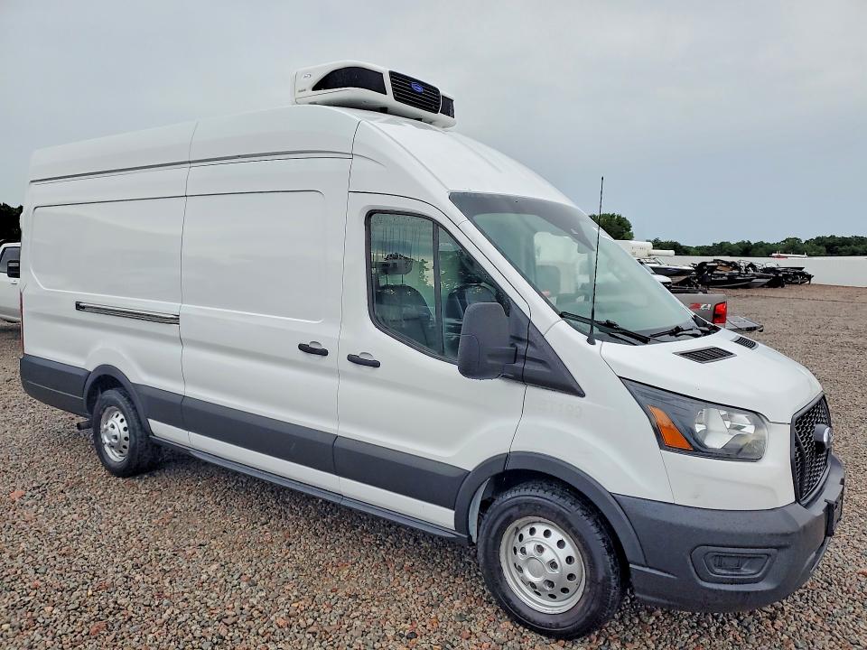 2021 Ford Transit VIN 1FTBW3UG6MKA51335 COPART salvage auction — REAR END, WI - CERTIFICATE OF TITLE, sold $18,400 on 2026-07-30 (photo 4)