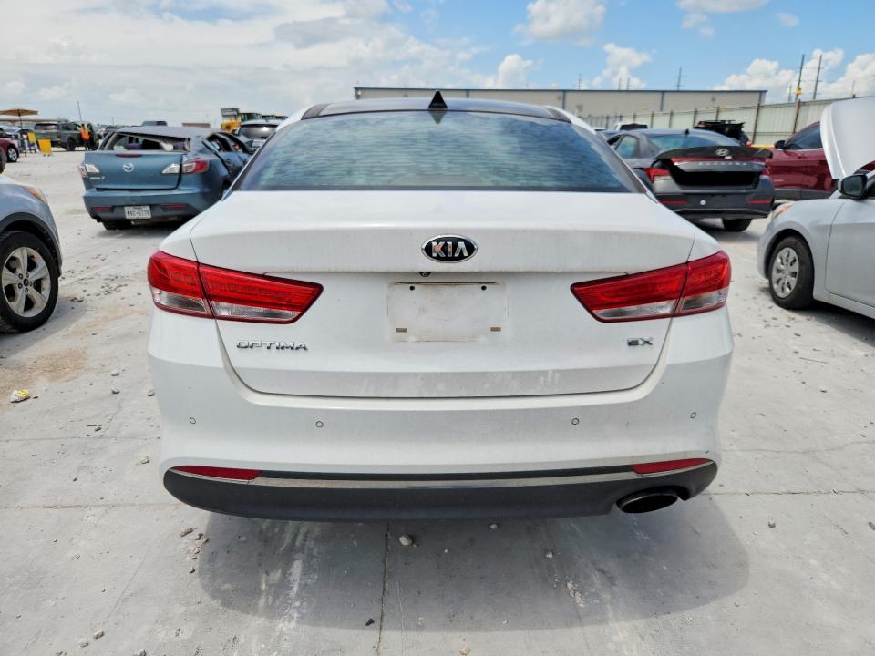 2017 Kia Optima VIN 5XXGU4L30HG124070 COPART salvage auction — NORMAL WEAR, Tx - Certificate Of Title, sold $2,000 on 2026-07-31 (photo 6)