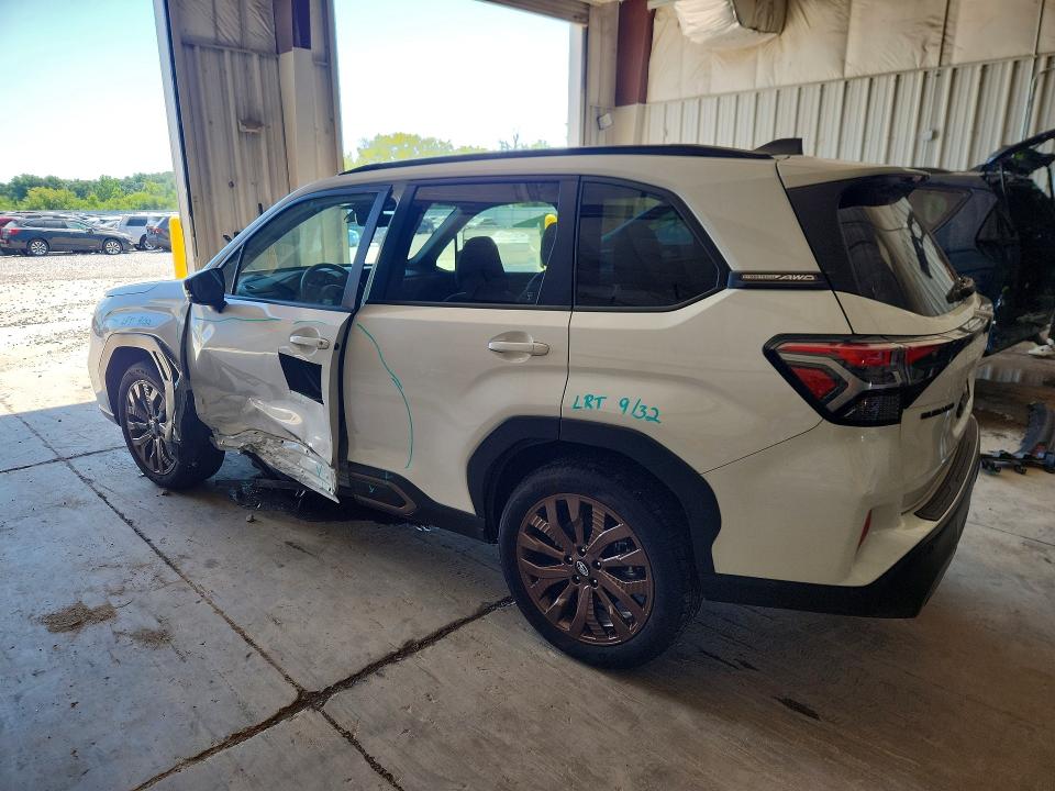 2025 Subaru Forester VIN JF2SLDHC7SH547388 COPART salvage auction — SIDE, Wi - Cert Of Title-Claim Paid, sold $8,700 on 2026-07-20 (photo 2)