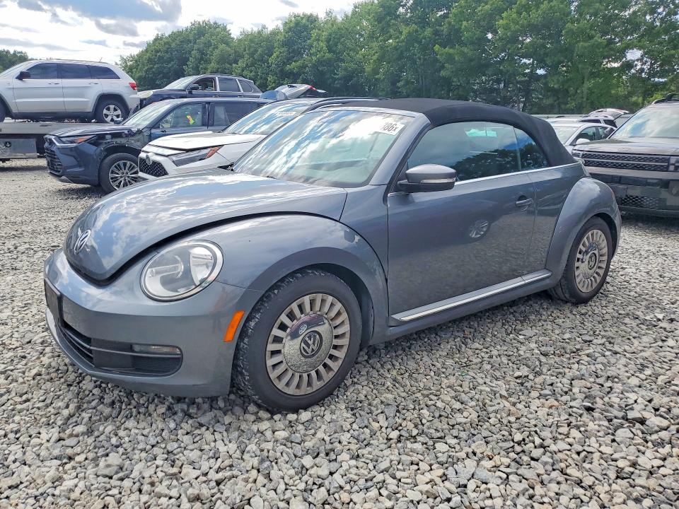 2014 Volkswagen Beetle VIN 3VW5P7AT7EM802744 COPART salvage auction — NORMAL WEAR, Ma - Certificate Of Title, sold $1,650 on 2026-08-27 (photo 1)