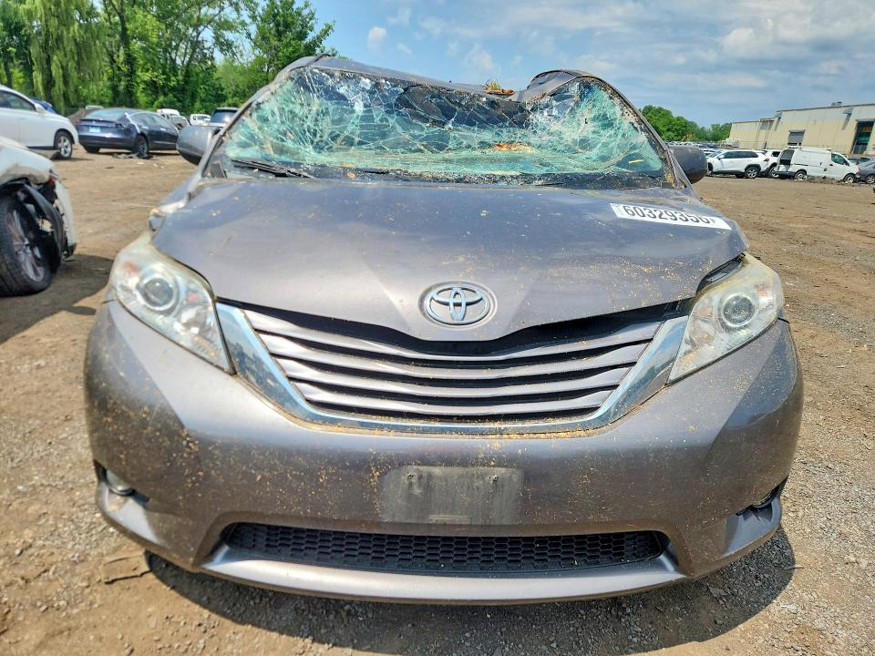2016 Toyota Sienna VIN 5TDDK3DC4GS143915 COPART salvage auction — ALL OVER, Ct - Cert Of Title-Salvage, sold $975 on 2026-07-28 (photo 5)