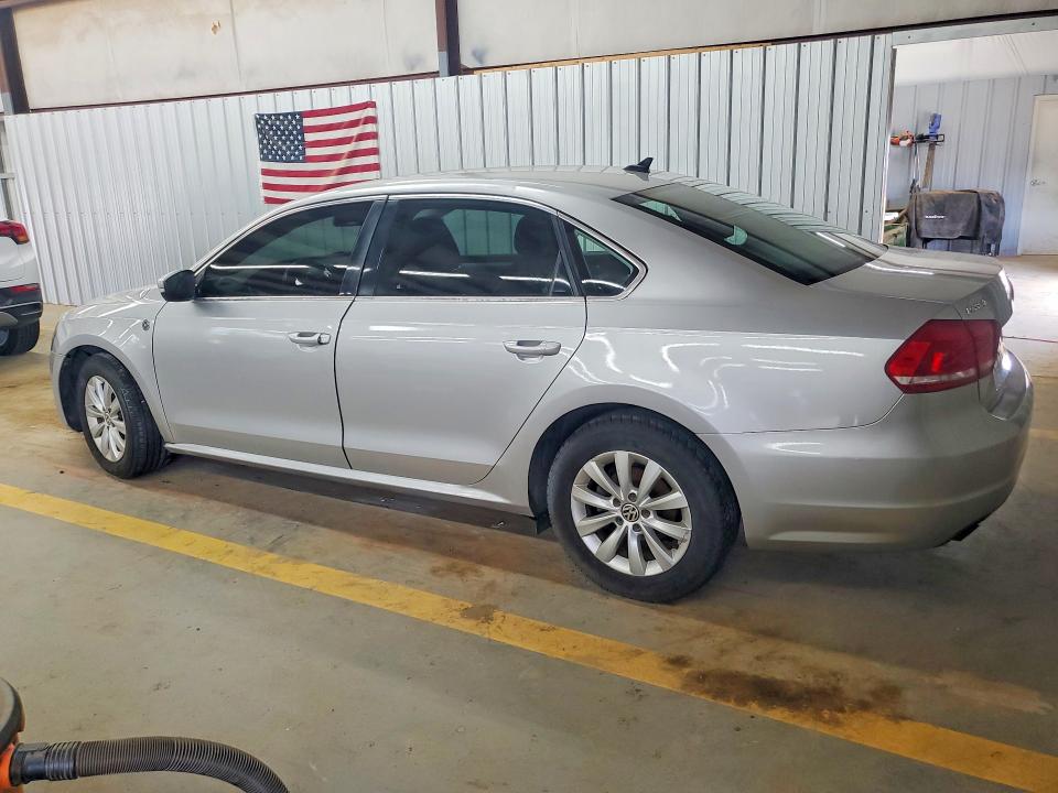 2015 Volkswagen Passat VIN 1VWAT7A36FC094242 COPART salvage auction — DAMAGE HISTORY, Mi - Dlr Only - Cln Ttl Exceeds 25%, sold $475 on 2026-08-12 (photo 2)