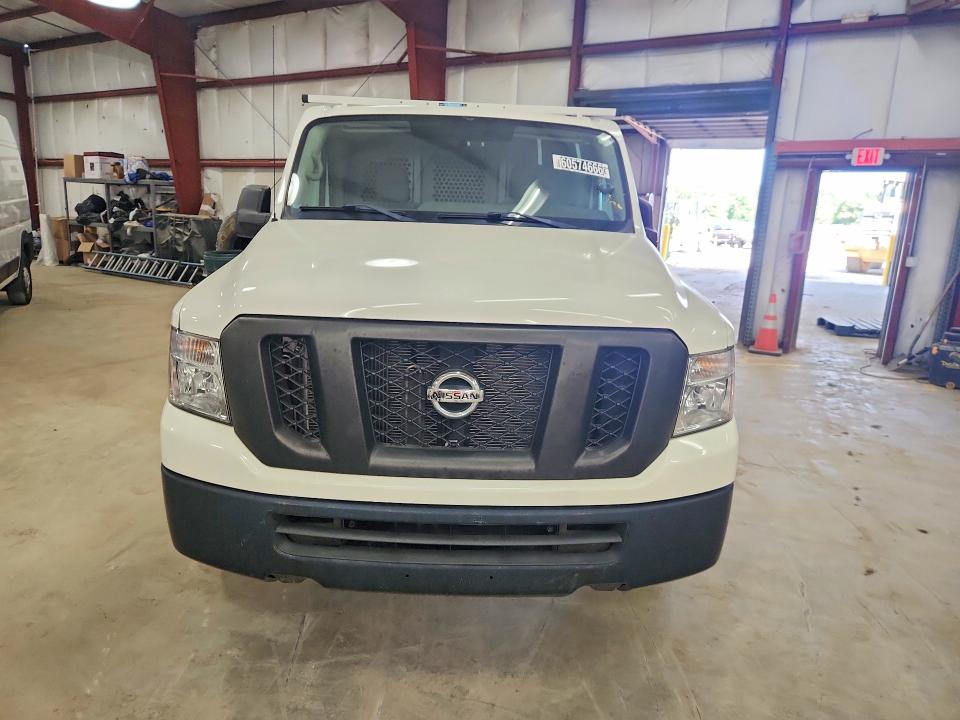 2019 Nissan Nv VIN 1N6BF0KM4KN808331 COPART salvage auction — MINOR DENT/SCRATCHES, De - Certificate Of Title (P), sold $3,450 on 2026-08-03 (photo 5)
