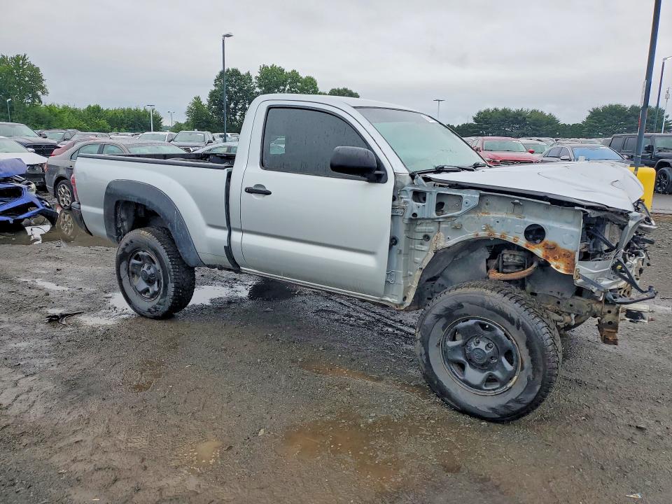 2009 Toyota Tacoma VIN 5TEPX42N09Z615042 COPART salvage auction — FRONT END, Vt - Certificate Of Title, sold $3,700 on 2026-07-27 (photo 4)