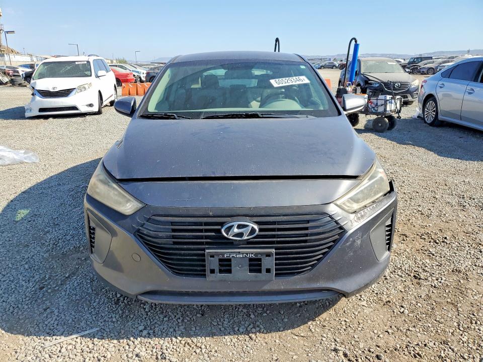 2017 Hyundai Ioniq VIN KMHC65LC2HU024282 COPART salvage auction — FRONT END, CA - APP FOR DUP CLEAN OR AC, sold $2,950 on 2026-07-17 (photo 5)