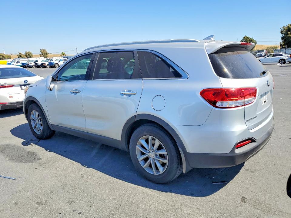 2016 Kia Sorento VIN 5XYPG4A33GG157858 COPART salvage auction — VANDALISM, CA - SALVAGE CERTIFICATE, sold $2,200 on 2026-07-27 (photo 2)