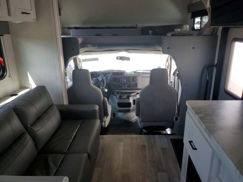 2023 Ford Econoline VIN 1FDXE4FN4PDD19264 COPART salvage auction — UNDERCARRIAGE, WA - BILL OF SALE, sold $26,500 on 2026-07-23 (photo 5)