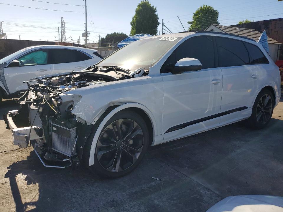 2026 Audi Q7 VIN WA1LVBF7XTD005597 — COPART salvage auction photo