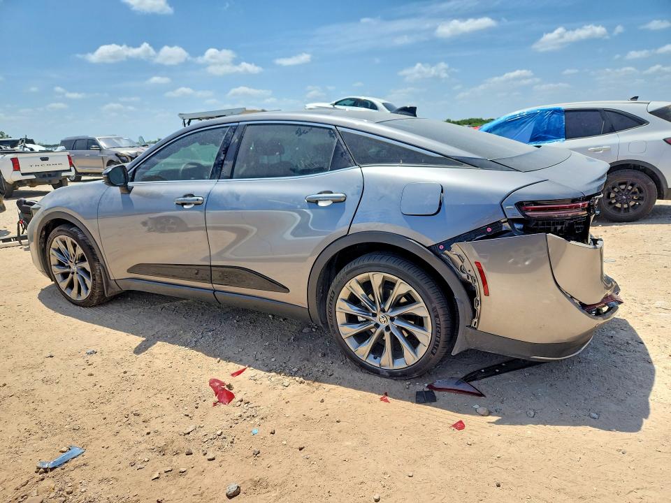 2026 Toyota Crown signia VIN JTDAAAAF9T3040350 COPART salvage auction — SIDE, Tx - Salvage Vehicle Title, sold $16,200 on 2026-08-27 (photo 2)