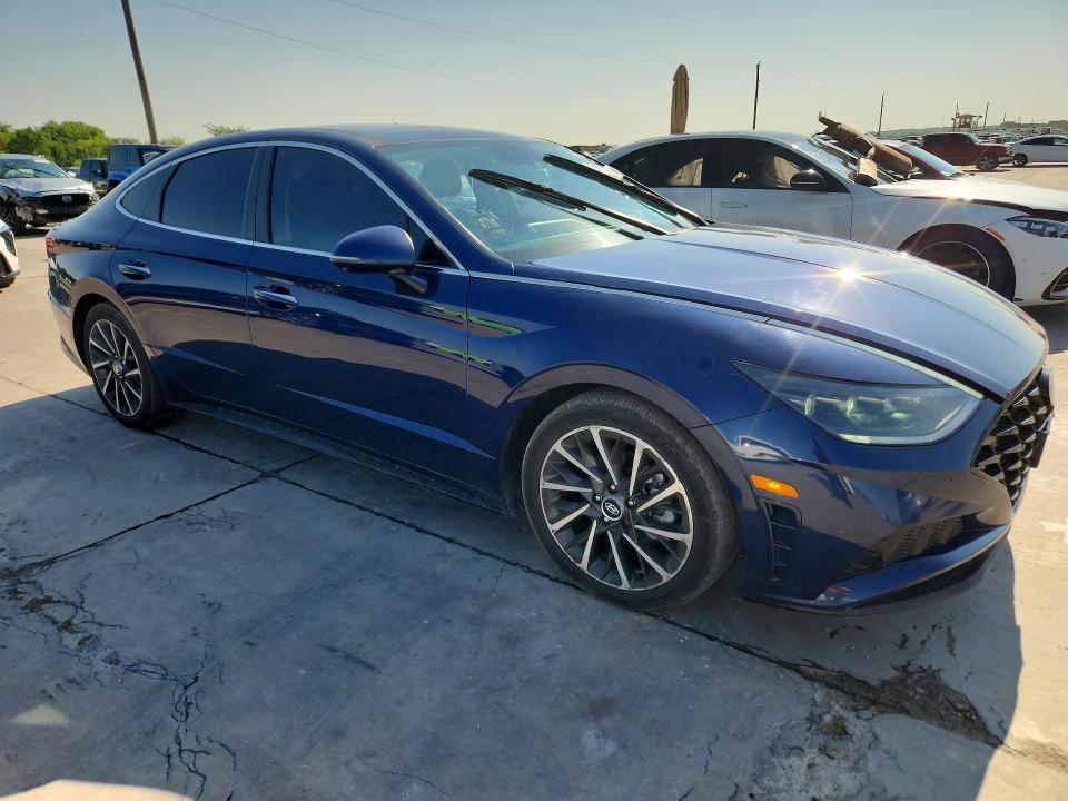 2022 Hyundai Sonata VIN 5NPEH4J26NH149738 COPART salvage auction — NORMAL WEAR, Tx - Certificate Of Title, sold $8,700 on 2026-07-29 (photo 4)