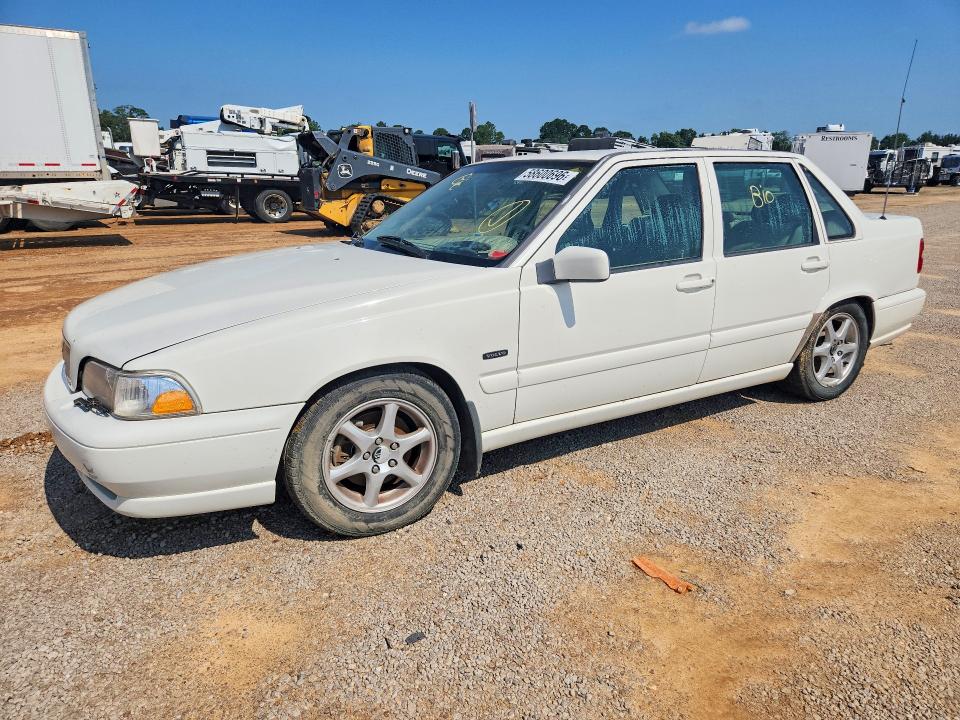 1998 Volvo S70 VIN YV1LS5570W1502319 COPART salvage auction — WATER/FLOOD, Al - Cert Of Title-Flood Salvage, sold $225 on 2026-08-04 (photo 1)