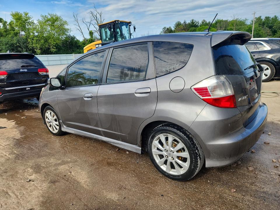 2013 Honda Fit VIN JHMGE8H59DC076284 COPART salvage auction — BURN, WI - JUNKED VEHICLE BILL OF SALE, sold $525 on 2026-07-20 (photo 2)