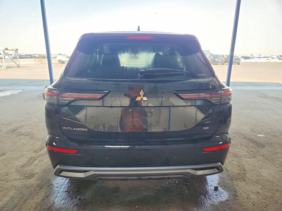 2025 Mitsubishi Outlander VIN JA4J4VA87SZ058481 COPART salvage auction — FRONT END, FL - CERTIFICATE OF DESTRUCTION, sold $5,600 on 2026-07-13 (photo 6)