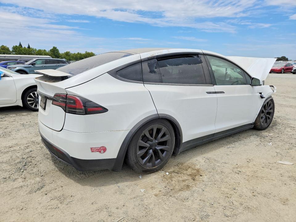 2024 Tesla Model x VIN 7SAXCBE58RF440202 COPART salvage auction — FRONT END, CA - SALVAGE CERTIFICATE, sold $15,800 on 2026-07-23 (photo 3)
