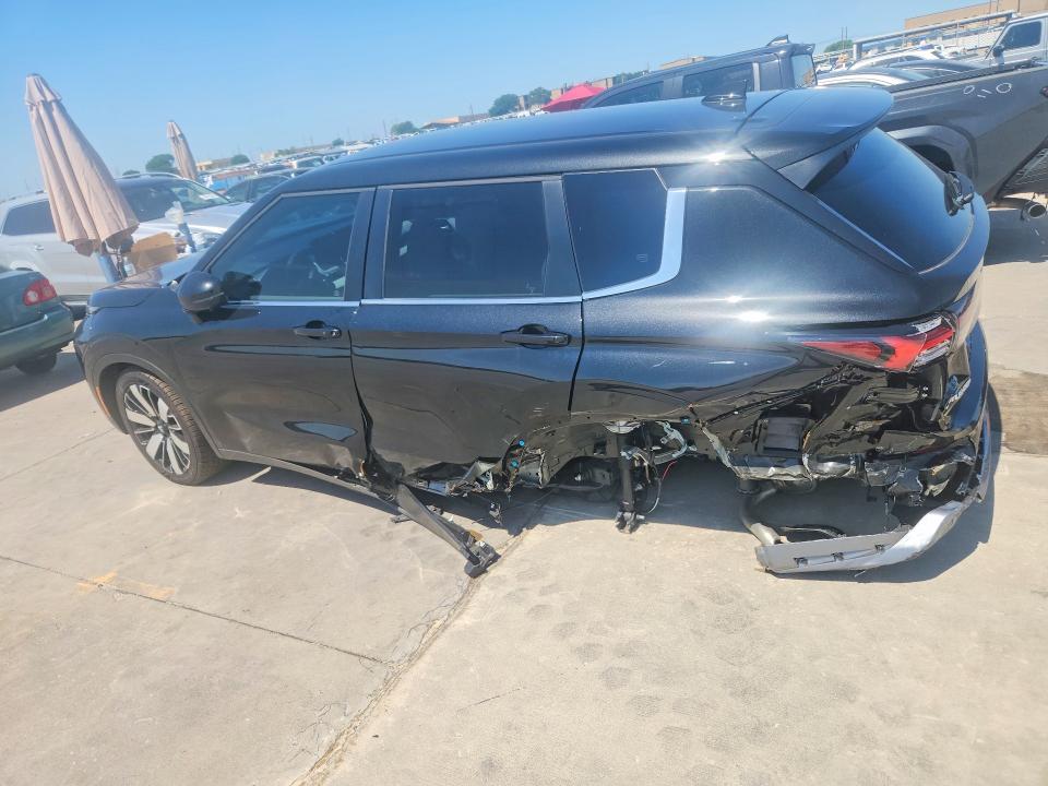 2026 Mitsubishi Outlander VIN JA4J3VABXTZ010117 COPART salvage auction — SIDE, Tx - Certificate Of Title (P), sold $13,500 on 2026-07-30 (photo 2)
