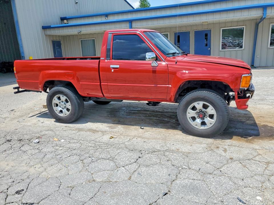 1987 Toyota Pickup VIN JT4RN63R5H0114299 COPART salvage auction — FRONT END, Wv - Salvage Certificate, sold $4,600 on 2026-07-23 (photo 4)