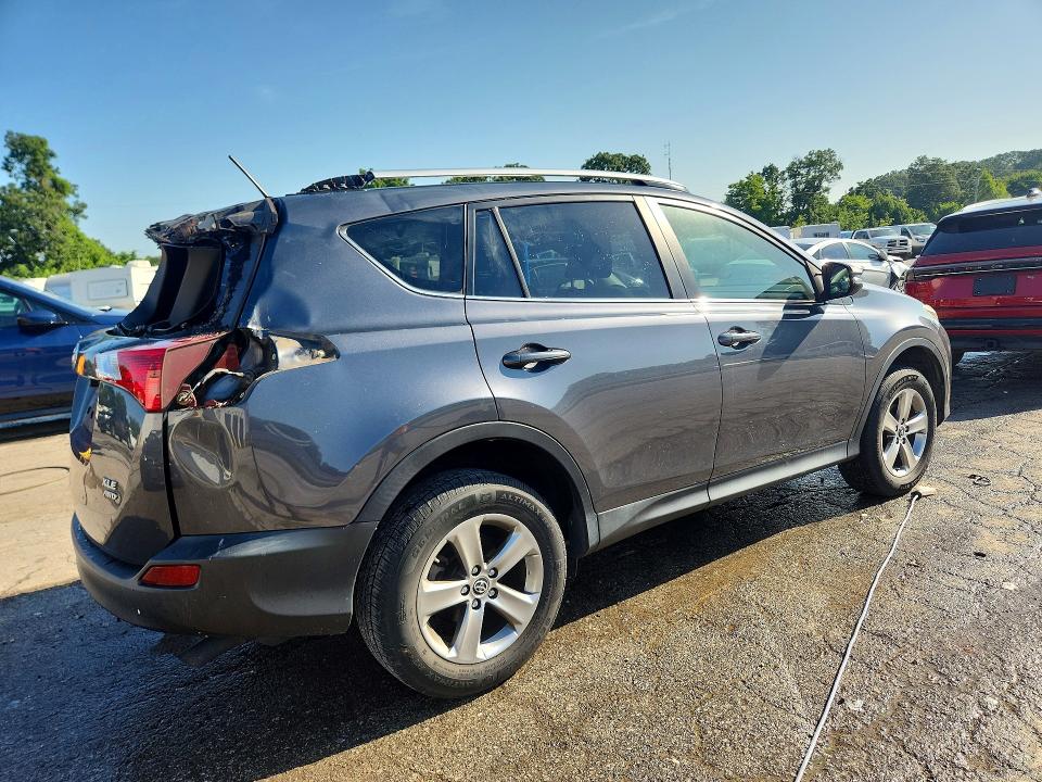 2015 Toyota Rav 4 VIN JTMRFREV6FD152932 COPART salvage auction — REAR END, Mo - Salvage Certificate Of Title, sold $125 on 2026-07-29 (photo 3)