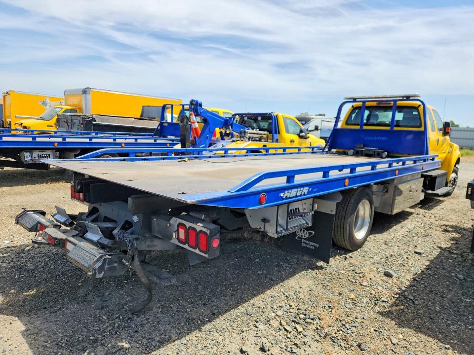 2019 Ford F650-f750 VIN 1FDWX6DC2KDF13223 COPART salvage auction — MECHANICAL, Ca - Dis/Dlr/Exp Only Clean Title, sold $24,850 on 2026-07-30 (photo 3)