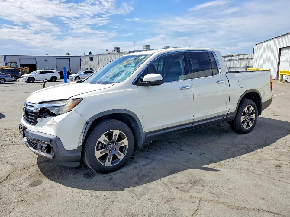 2019 Honda Ridgeline VIN 5FPYK3F78KB001766 — COPART salvage auction photo